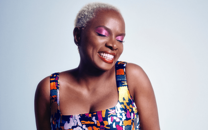 18.12 Angélique Kidjo